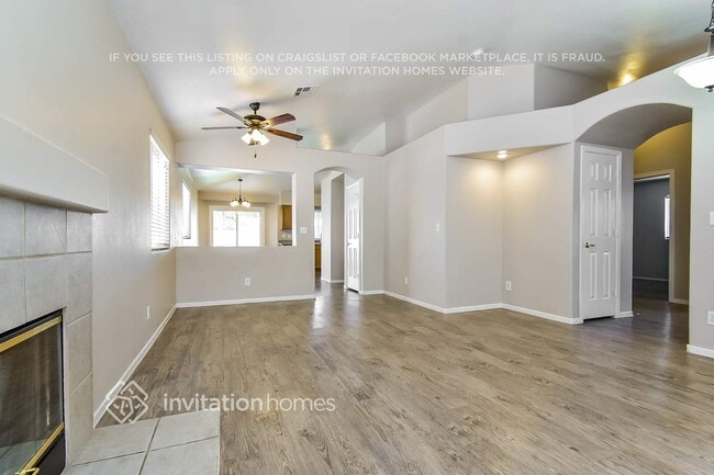 Photo - 8904 Chenin Ave
