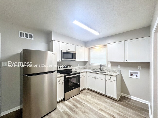 Building Photo - 1743 Mississippi Valley Blvd Rental