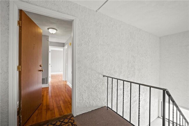 Photo - 196 Old River Rd Unit 5F