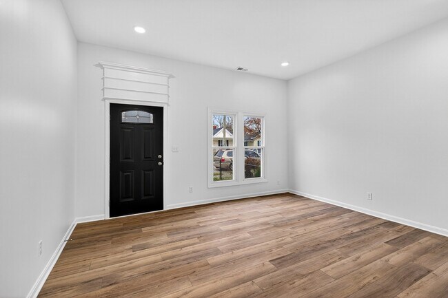 Photo - 508 Lilly Ave