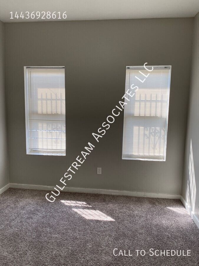 Photo - 521 N Curley St