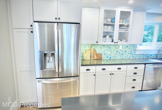 Photo - 6 br, 3.5 bath House - 3990 S. Syracuse Way