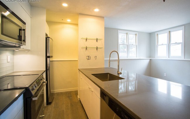 Photo - 1725 18th St.