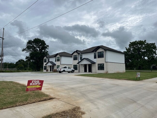 Photo - COX-NORTHRIDGE DR-3 Unit A