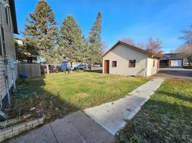 Photo - 606 W Main St