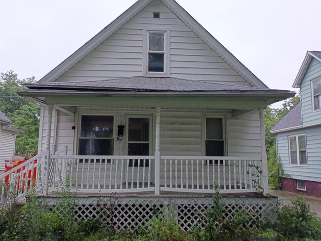 Photo - 2061 N College St