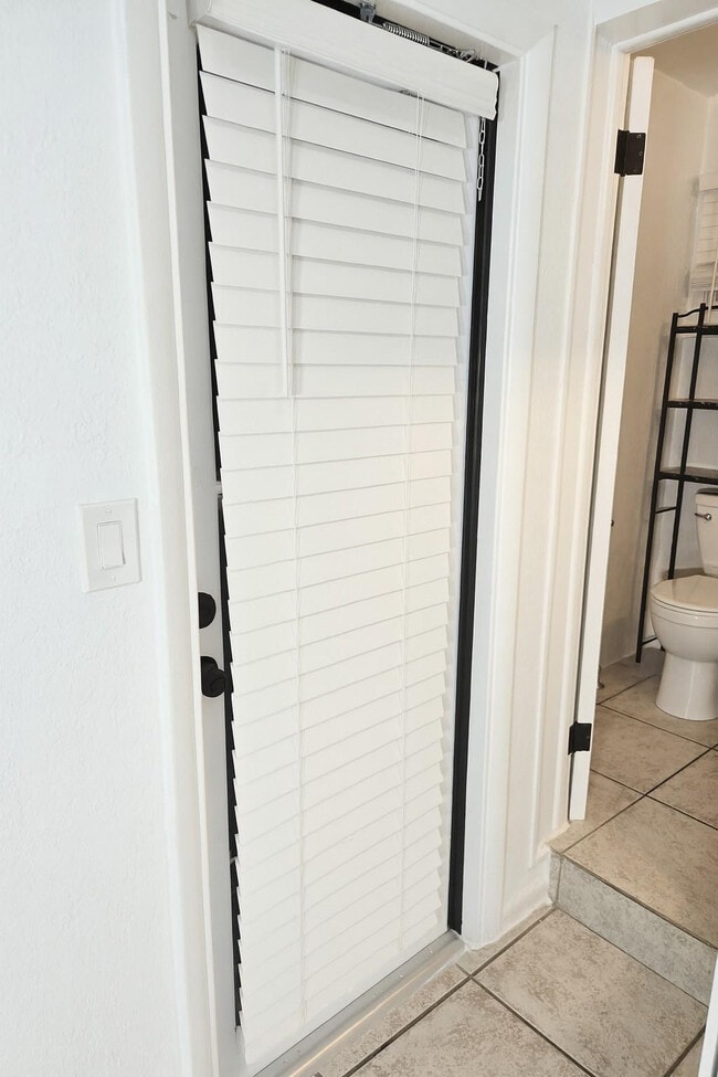 Photo - 1100 NE 12th Ave Unidad 9