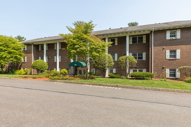 Photo - 205 Great Rd Unit A7