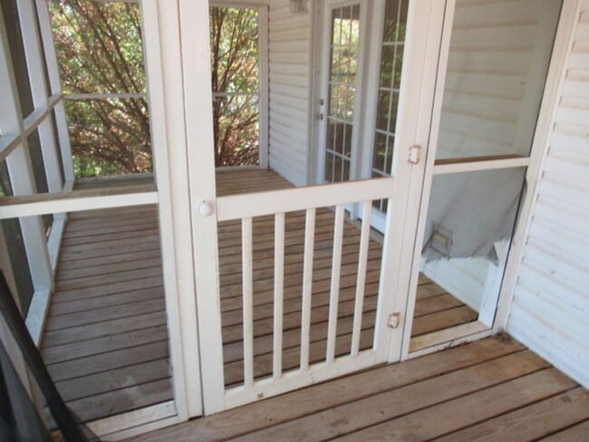 Photo - 406 Crystal Dr