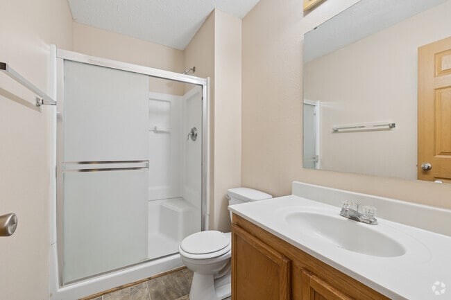 3BR, 2.5BA - 1,350SF - Primary Bathroom