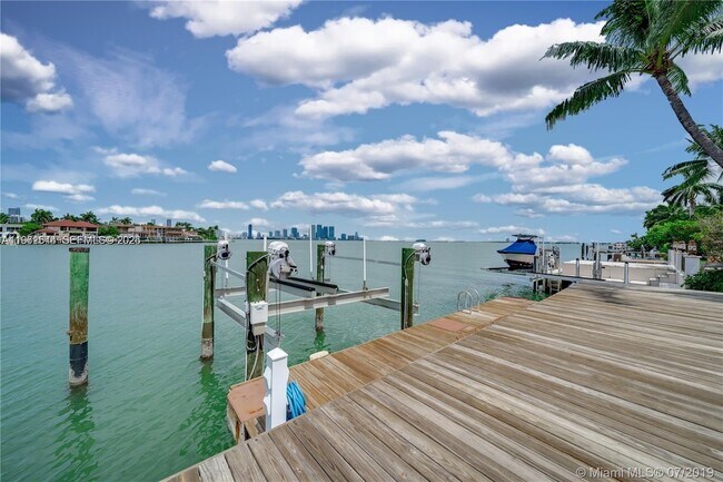 Photo - 620 W Dilido Dr