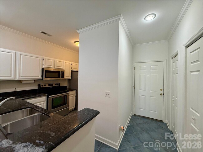 18009 Kings Point Dr Unit D