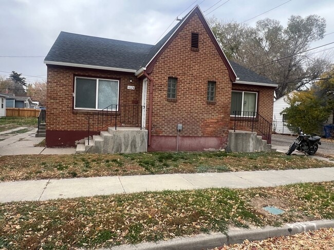 Building Photo - 1024-1026 E Bridger St Unit 1024 E Bridger