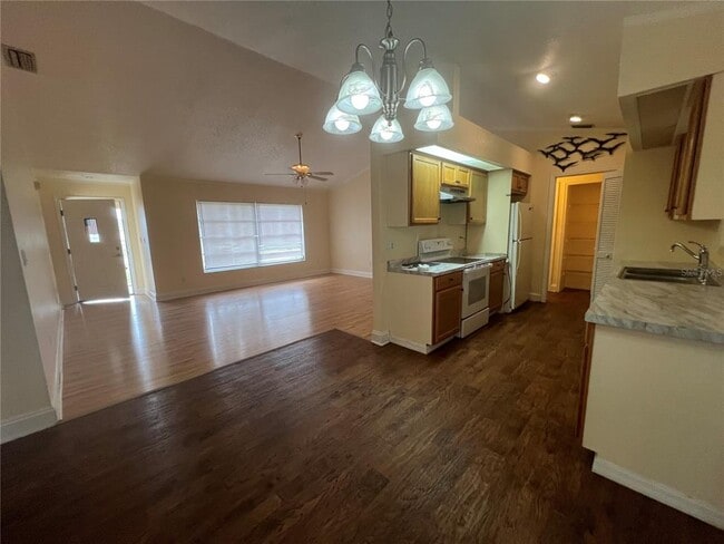 Photo - 1450 S Biscayne Dr