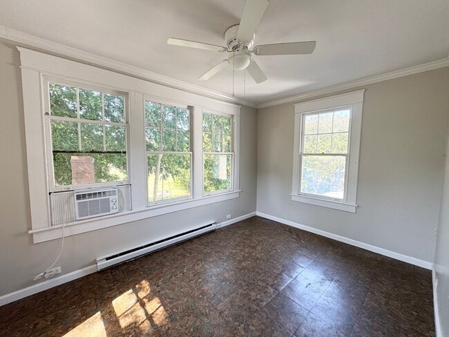 Photo - 207 E Burgess St Unit C