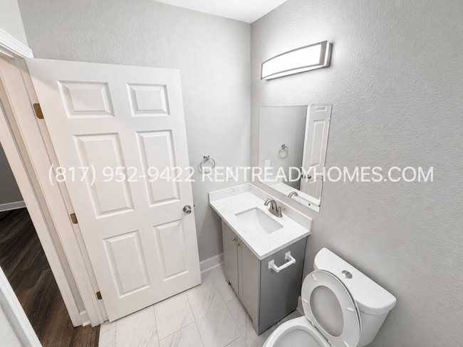 Photo - 1621 Locust St