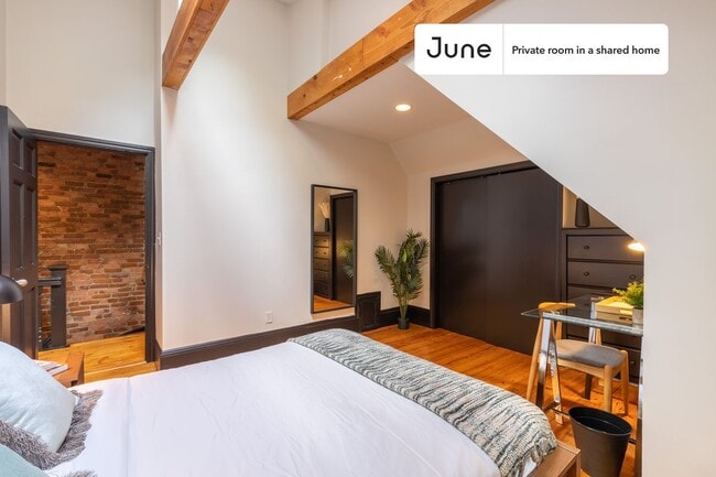 Photo - Room in Shared 5 bed/2 bath home Unit C