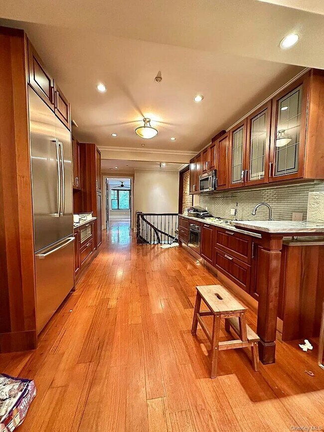 Photo - 190 St Marks Ave Unidad 0