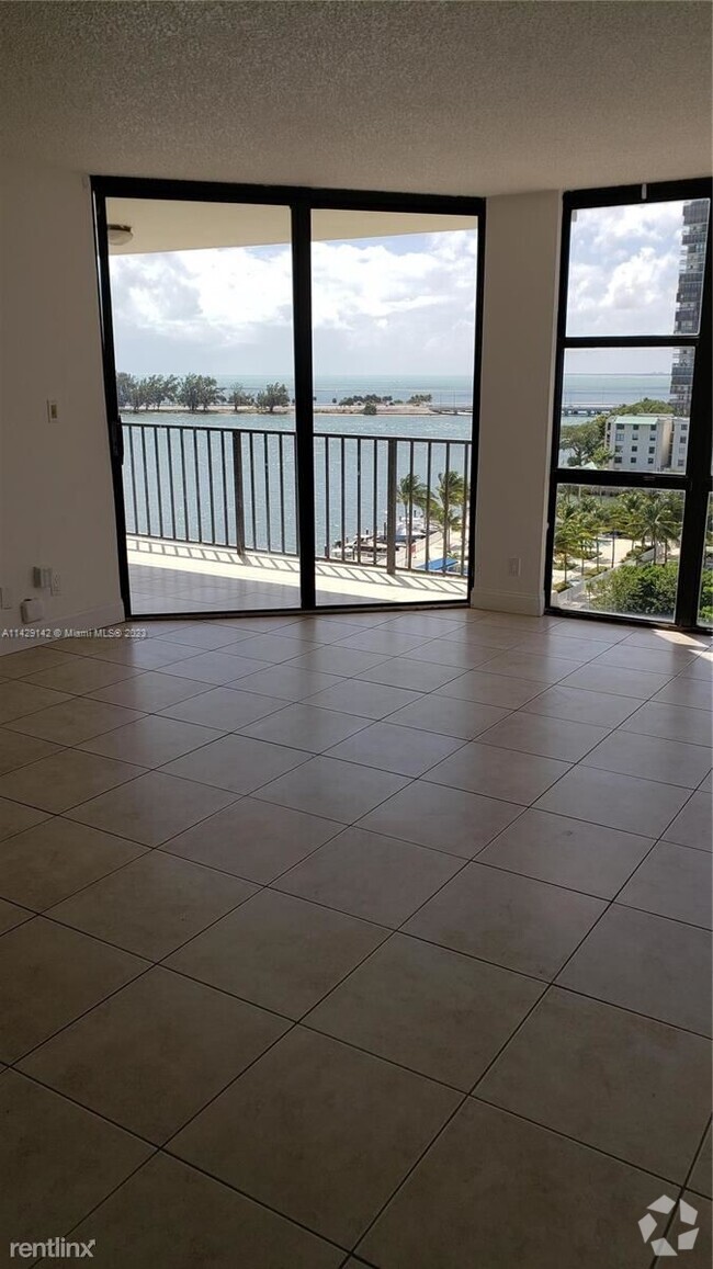 Building Photo - 1 br, 1.5 bath Condo - 1925 Brickell Ave #... Unit # 909