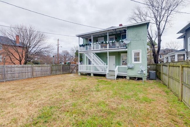 Photo - 2922 Noble Ave