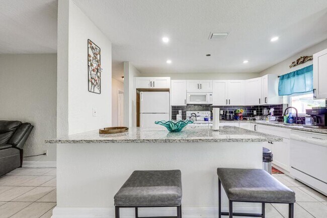 Photo - 4815 Bertha St