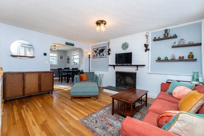 Photo - 73 Winfield St