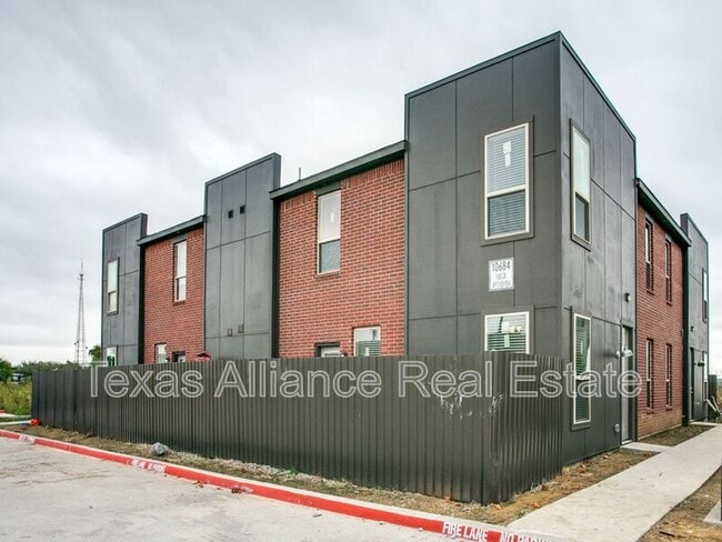 Building Photo - 10684 Tube Dr Unit 503