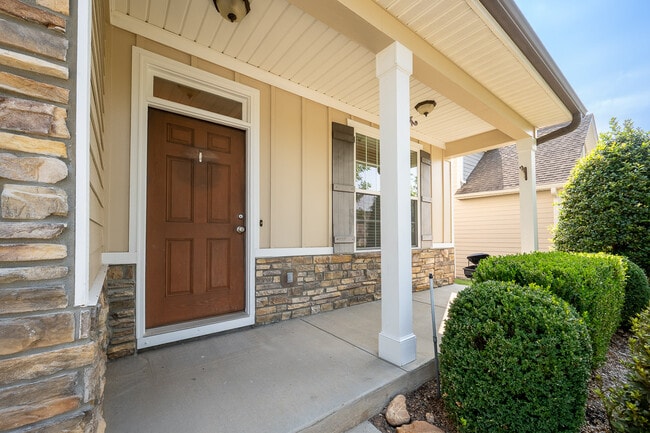 Photo - 536 Bunchgrass St