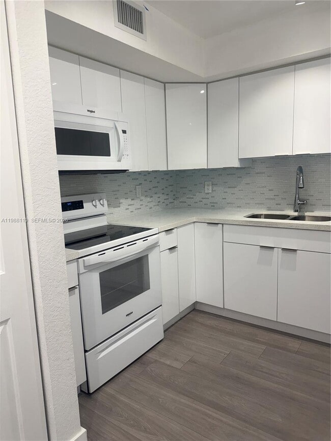 Photo - 2120 W Flagler St Unit 203