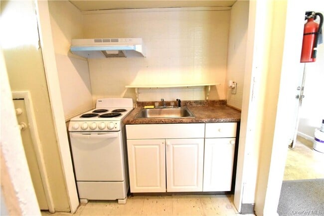 Photo - 70 High St Unit 5