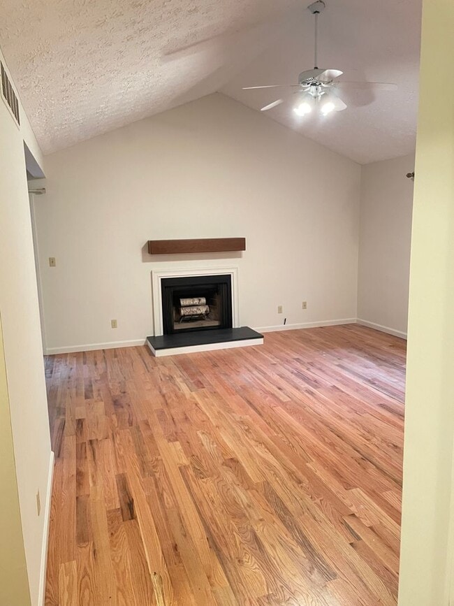 Photo - Rita Drive Condo