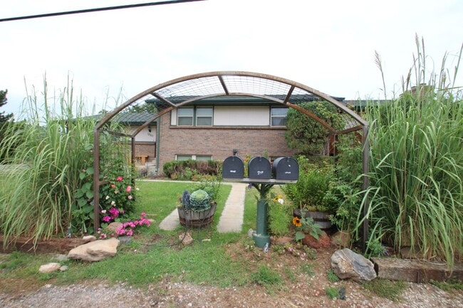 Building Photo - 12185 W 8th Ave