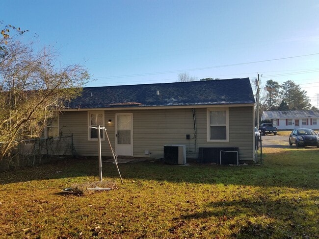 Photo - 1217 Davis St