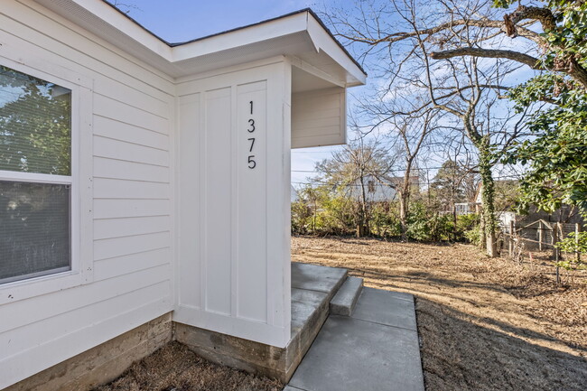 Photo - 1373-1375 COOPER ST