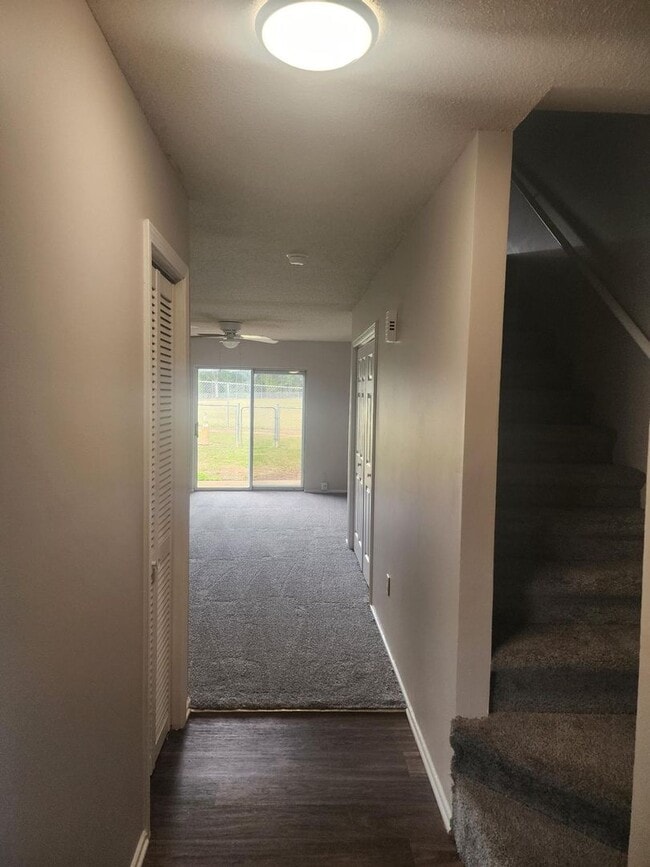 Photo - 125 Tabitha Ct Unit B