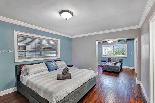 Photo - 1804 SW 102nd Ct