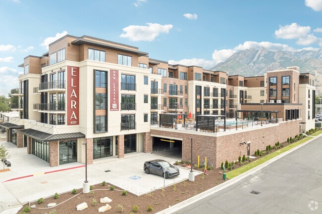 Building Photo - Elara at Holladay Crossing