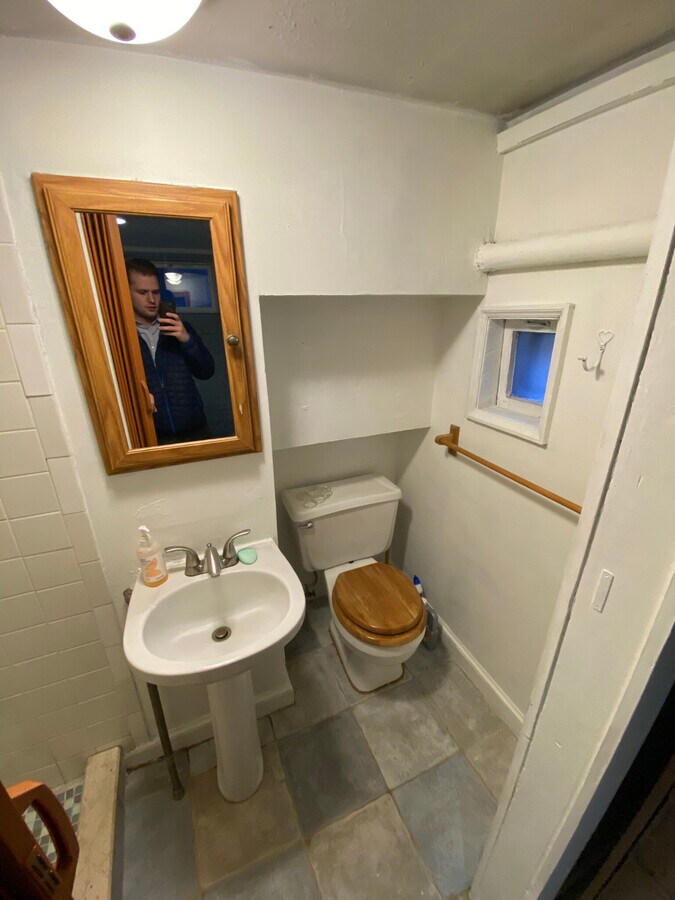 Photo - 3 Goodwin Pl Unit #B