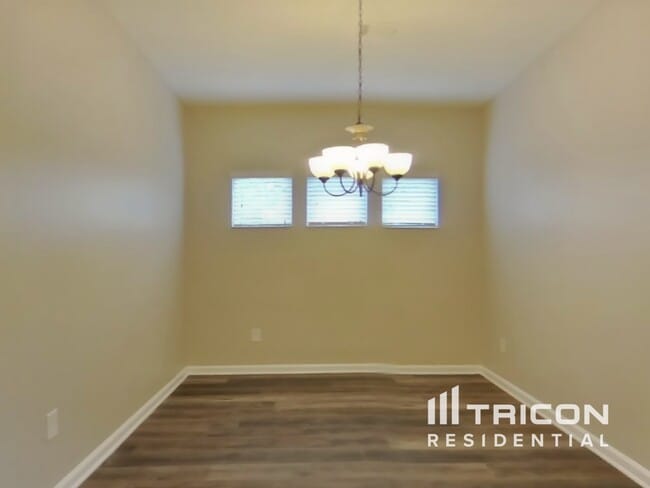 Photo - 10 Moonrise Crossing