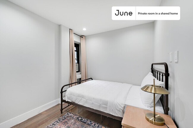 Room in Shared 3 bed/1 bath home in East Village