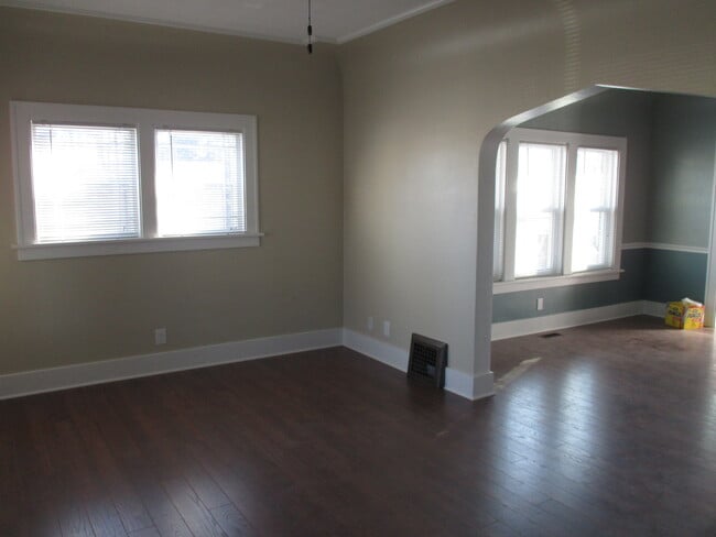 Photo - 1745 W Locust St Unit 1