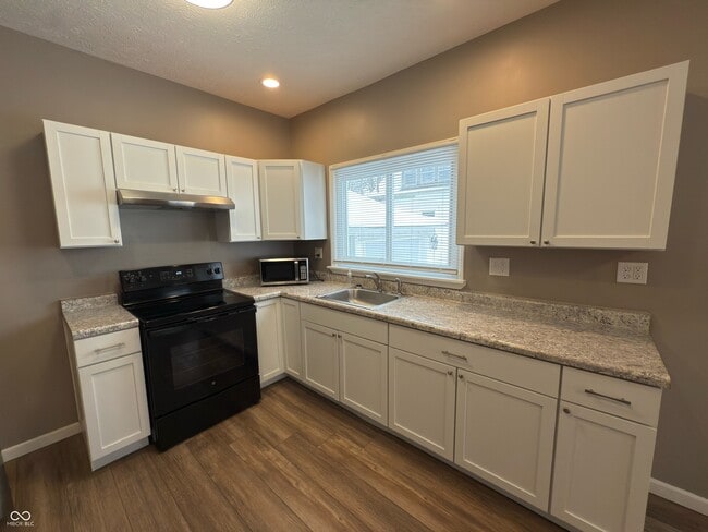 Photo - 603 N Columbia St