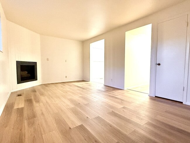 Photo - 2175 S 300 E