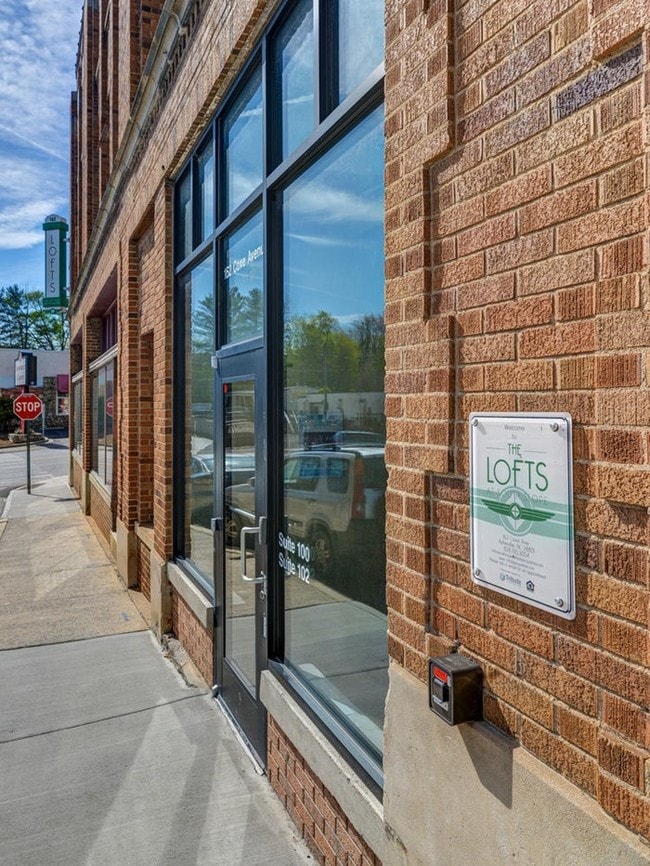 Photo - The Lofts at SS/150