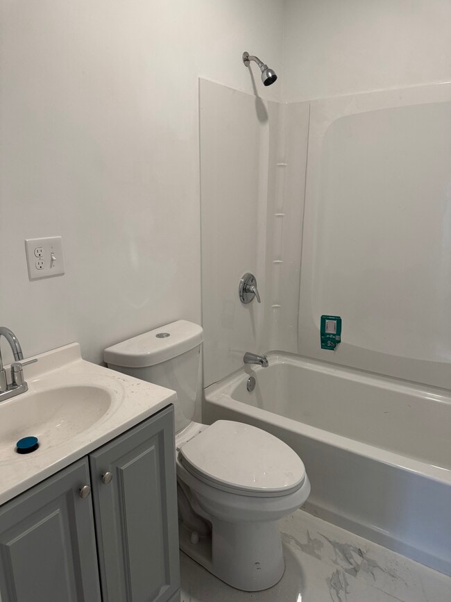 Photo - 18 Worth St Unit 2