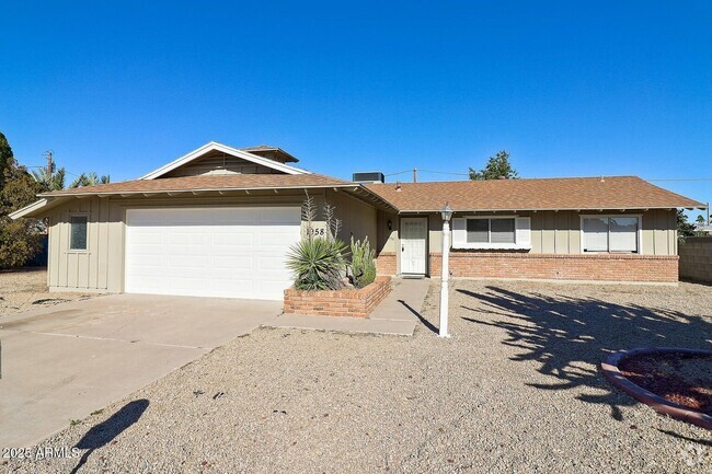 Building Photo - 1958 W Meadow Dr Rental
