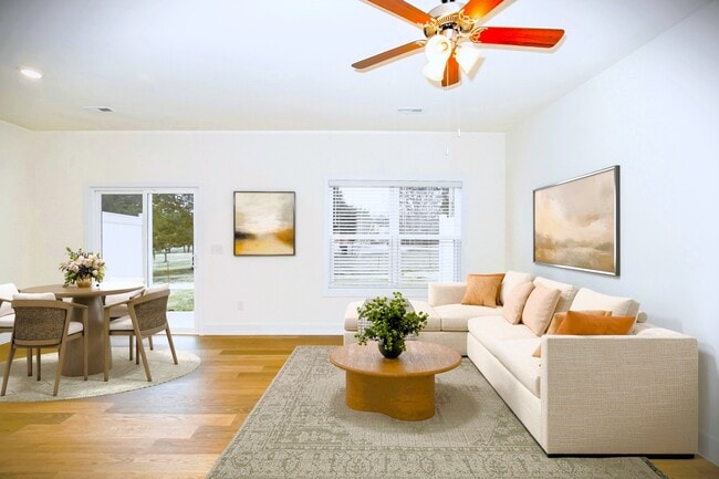 Photo - 2448 Legg Ln