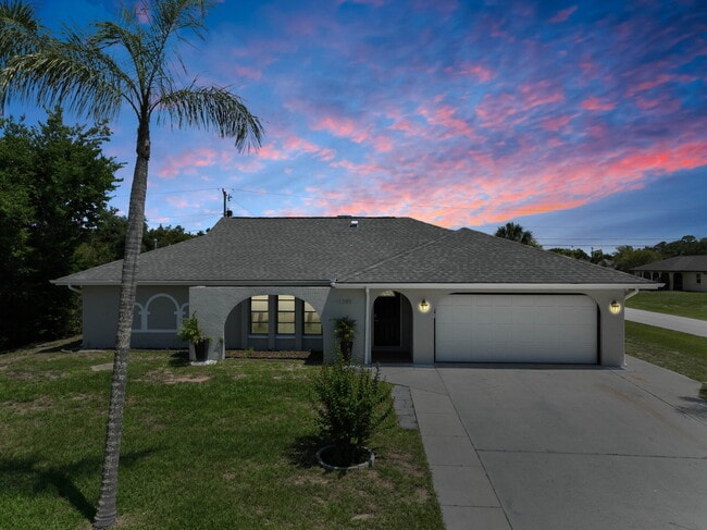 Building Photo - “Spacious 3-Bed Retreat with Granite Elega... Rental
