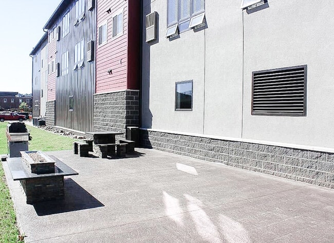 Photo - Island City Properties Unit 207