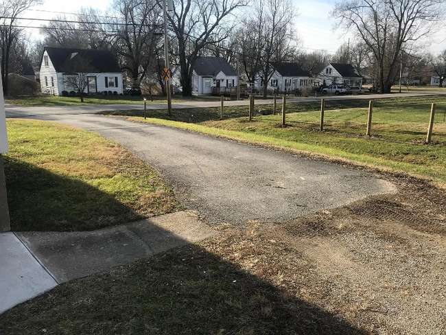 Photo - 3811 Blanton Ln